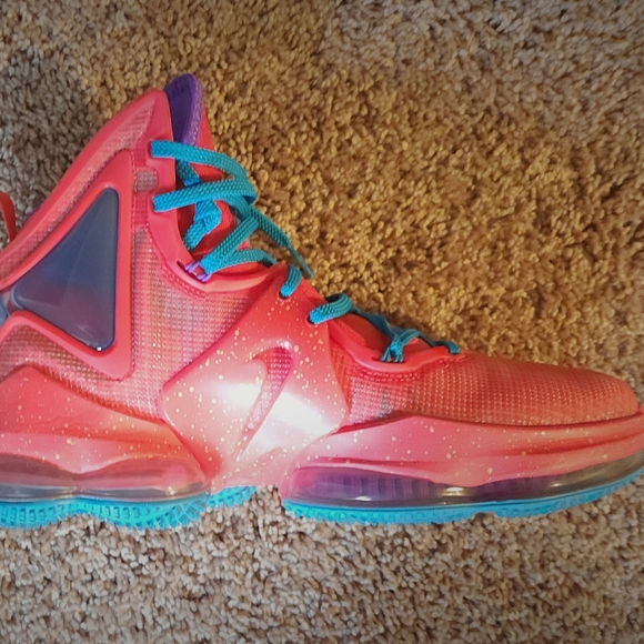 Brand New Mens 9.5 King CroWn Nike Lebron 19s - Picture 7 of 13